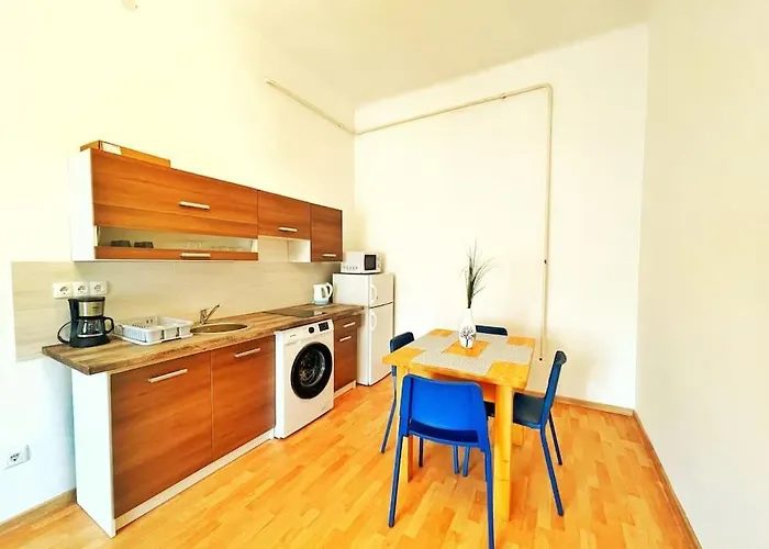 Spacious Flat بودابست