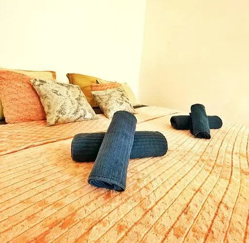 شقة Spacious Flat *